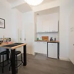 Appartunique - Bardiaux - Moderne - Centre-ville ヴィシー