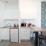 Appartunique - Bardiaux - Moderne - Centre-ville アパートホテル