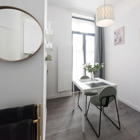 Aparthotel Appartunique - Bardiaux - Moderne - Centre-ville 3*