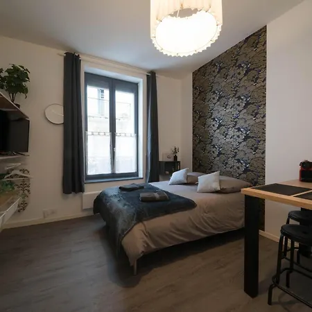 Appartunique - Bardiaux - Moderne - Centre-ville Aparthotel 3*