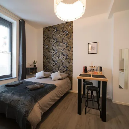 Aparthotel Appartunique - Bardiaux - Moderne - Centre-ville 3*