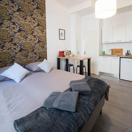 Appartunique - Bardiaux - Moderne - Centre-ville Aparthotel 3*