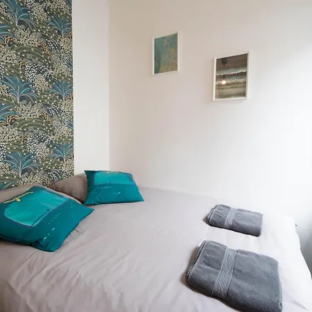 Appartunique - Bardiaux - Moderne - Centre-ville Aparthotel 3*