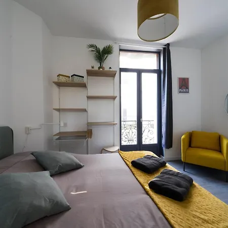 Appartunique - Bardiaux - Moderne - Centre-ville アパートホテル