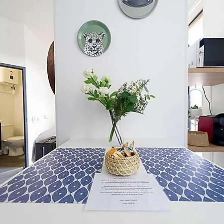 Aparthotel Appartunique - Bardiaux - Moderne - Centre-ville 3*